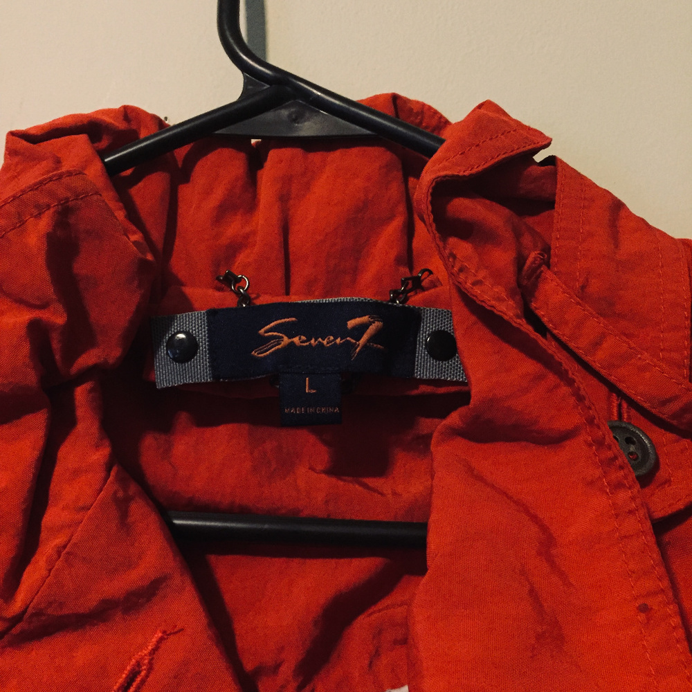 WOMEN'S RED WINTER COAT - Picture 2 of 3